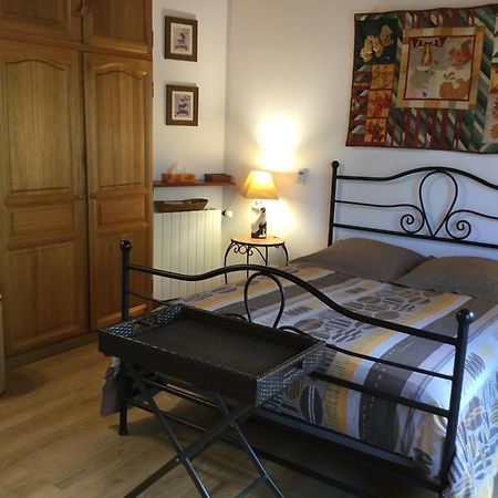 Bed and Breakfast Mas Soleil Et Vignes Saint-Hippolyte  Экстерьер фото