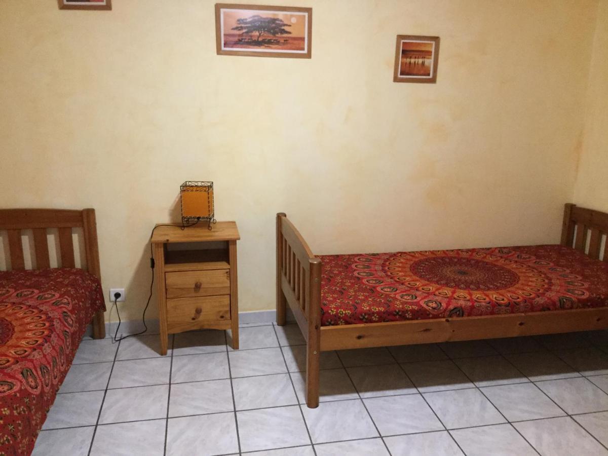 Bed and Breakfast Mas Soleil Et Vignes Saint-Hippolyte  Экстерьер фото